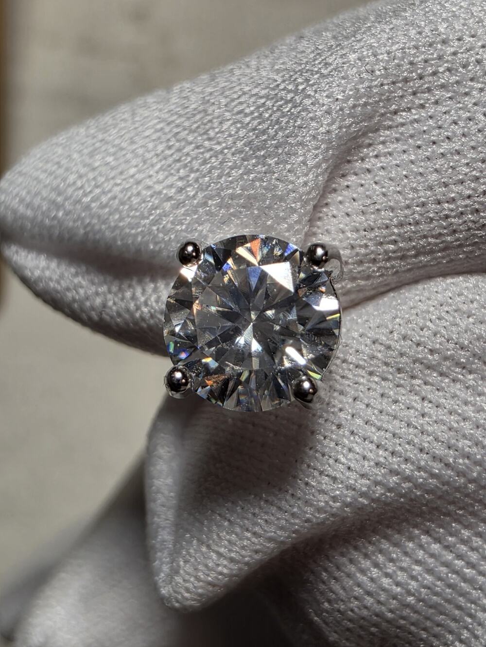 1.6CTW 6mm Round Moissanite Stud Earrings 925 Sterling Silver Prong Butterfly